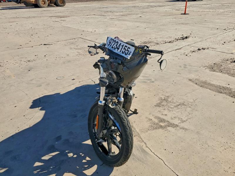 HARLEY-DAVIDSON RH975 2025