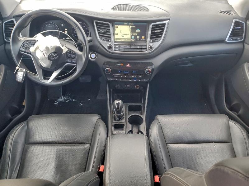 Фото 8 - HYUNDAI TUCSON