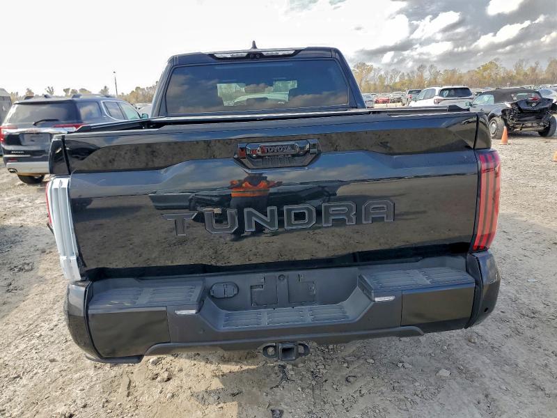 Фото 6 - TOYOTA TUNDRA
