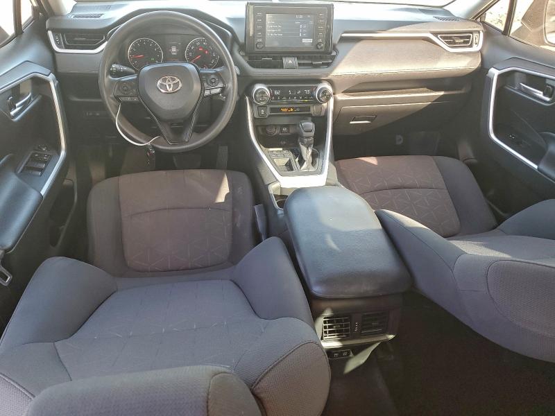 Фото 8 - TOYOTA RAV4