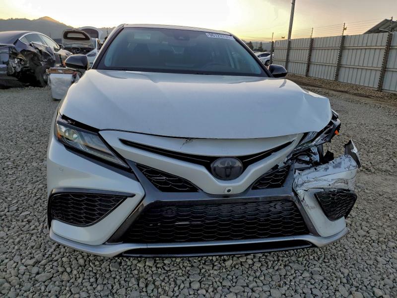 Фото 5 - TOYOTA CAMRY