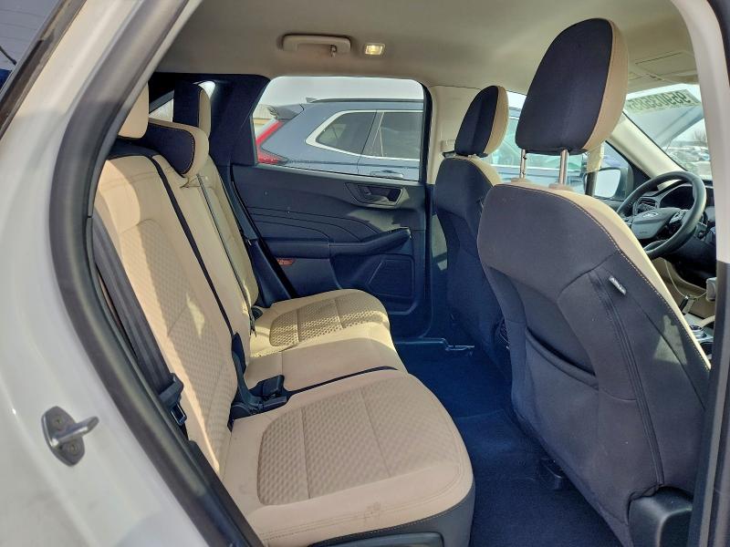 Фото 10 - FORD ESCAPE