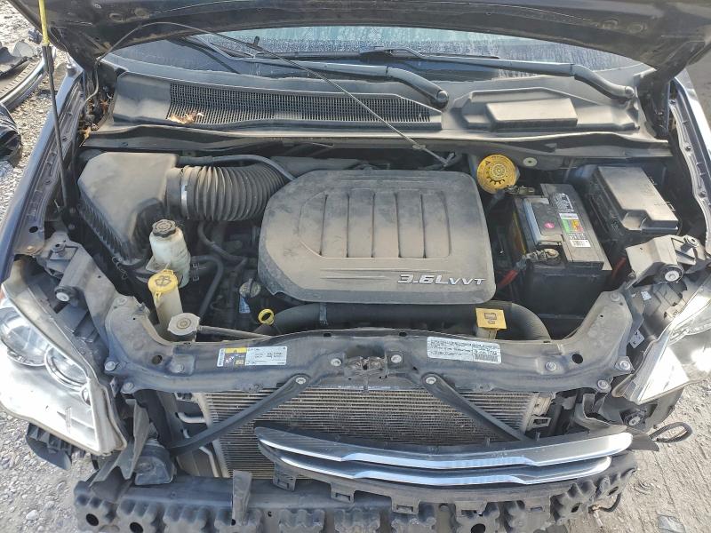 Фото 12 - CHRYSLER MINIVAN