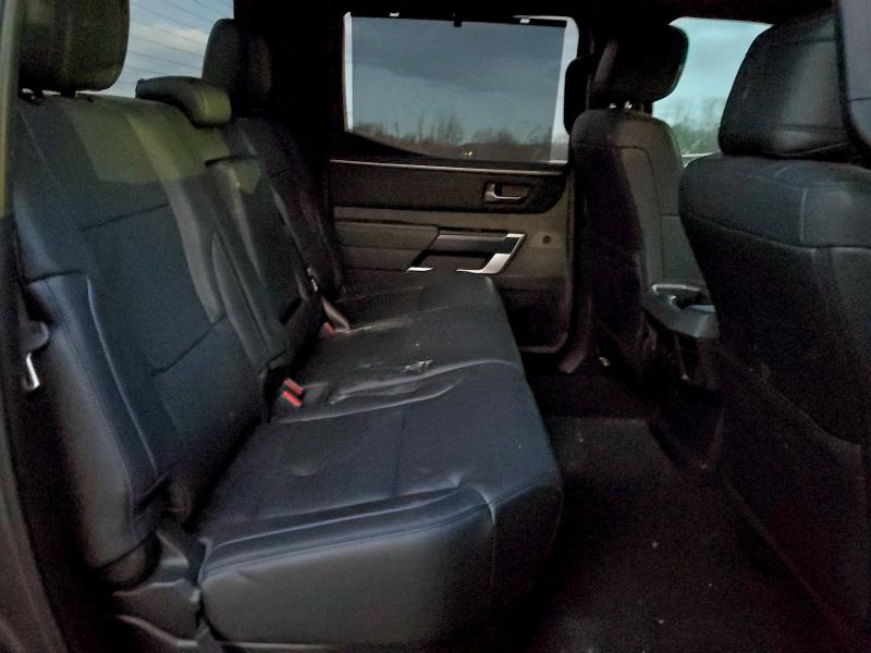 Фото 10 - TOYOTA TUNDRA