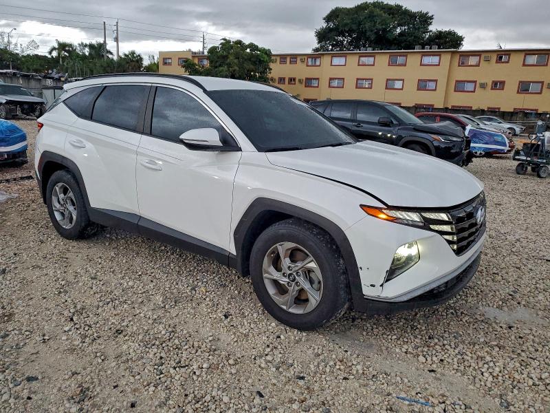 Фото 4 - HYUNDAI TUCSON