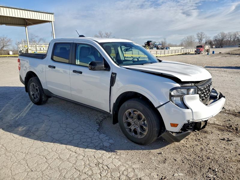 Фото 4 - FORD MAVERICK