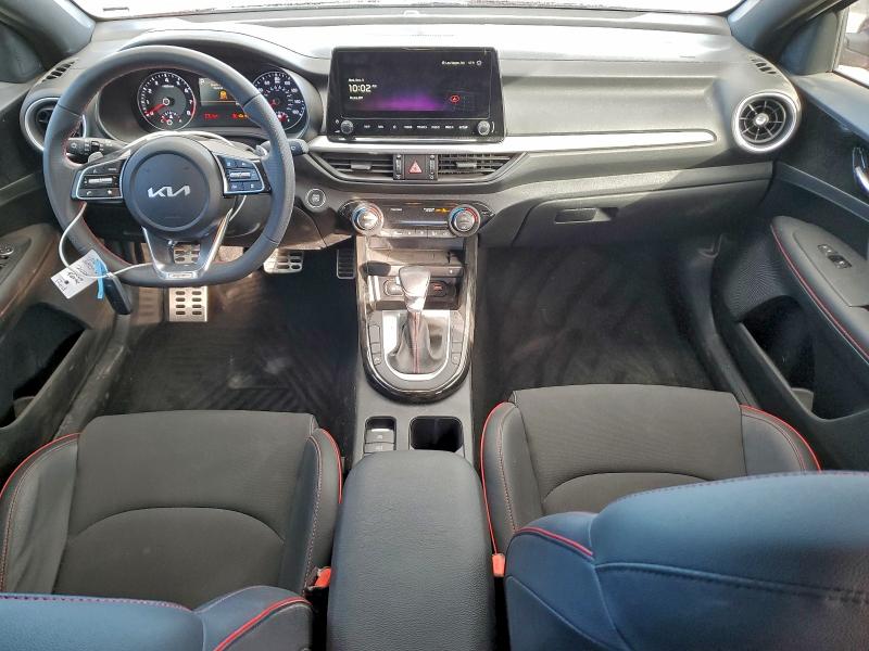 Фото 8 - KIA FORTE