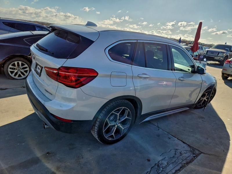 Фото 3 - BMW X1