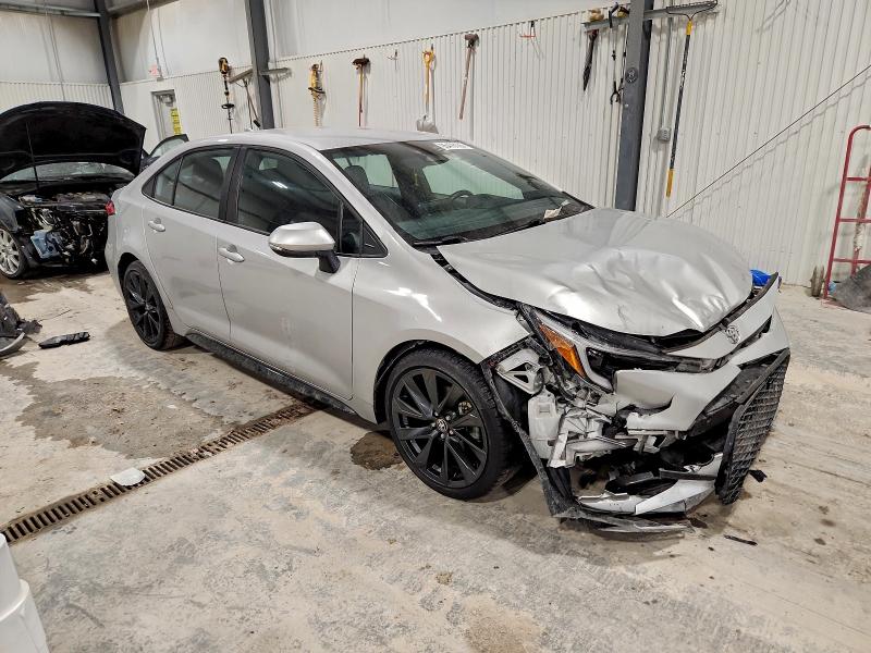 Фото 4 - TOYOTA COROLLA