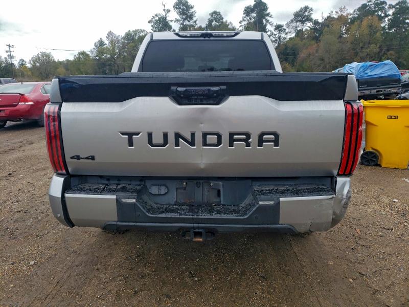 Фото 6 - TOYOTA TUNDRA