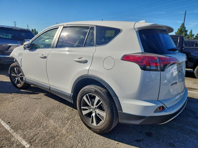 Фото 2 - TOYOTA RAV4