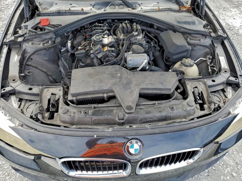 Фото 11 - BMW 3 SERIES