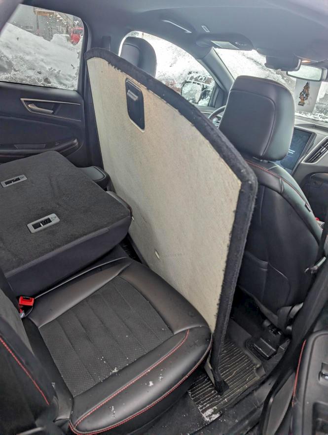 Фото 10 - FORD EDGE