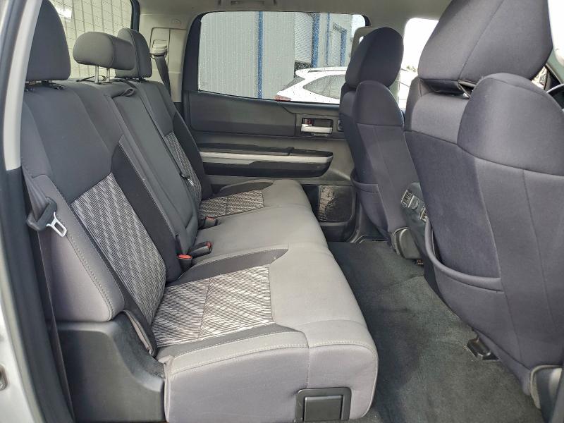 Фото 10 - TOYOTA TUNDRA