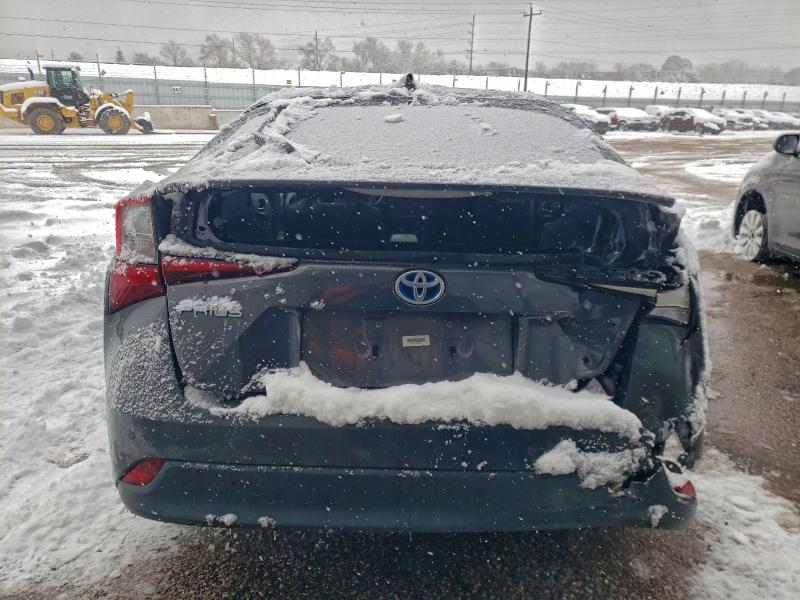 Фото 6 - TOYOTA PRIUS