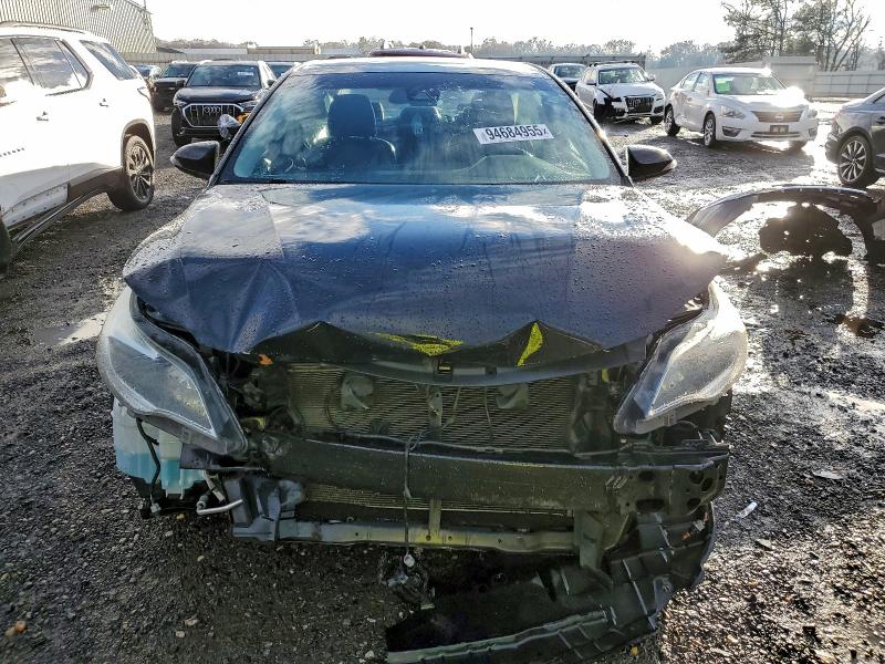 Фото 5 - TOYOTA AVALON