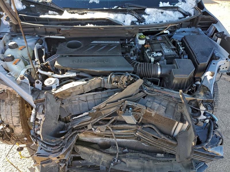 Фото 11 - NISSAN ROGUE