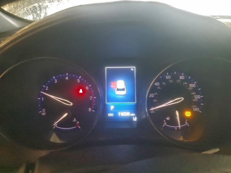 Фото 9 - TOYOTA C-HR