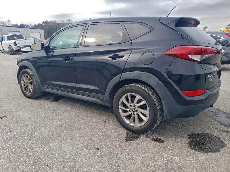 Фото 2 - HYUNDAI TUCSON