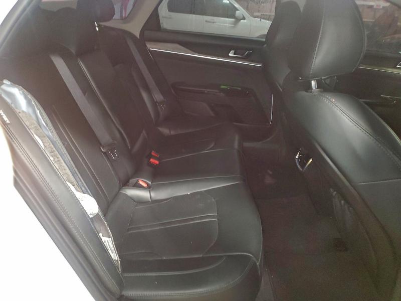 Фото 10 - KIA K5