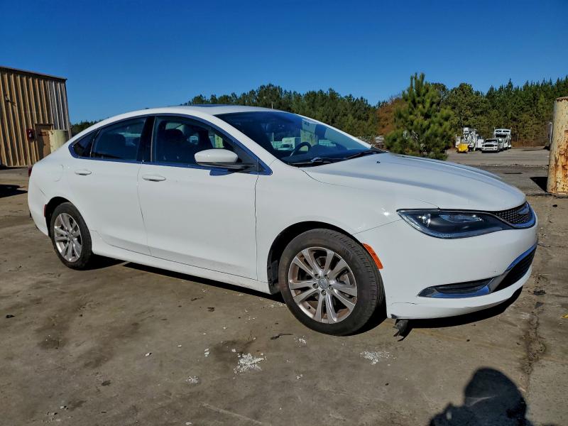 Фото 4 - CHRYSLER 200