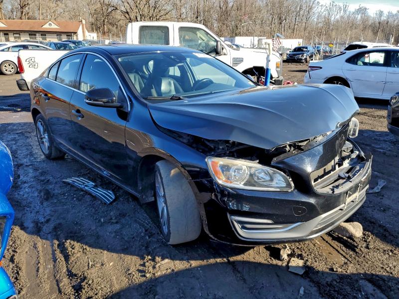 Фото 4 - VOLVO S60