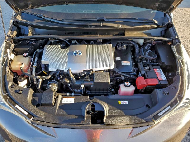 Фото 11 - TOYOTA PRIUS