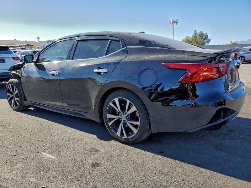 Фото 2 - NISSAN MAXIMA