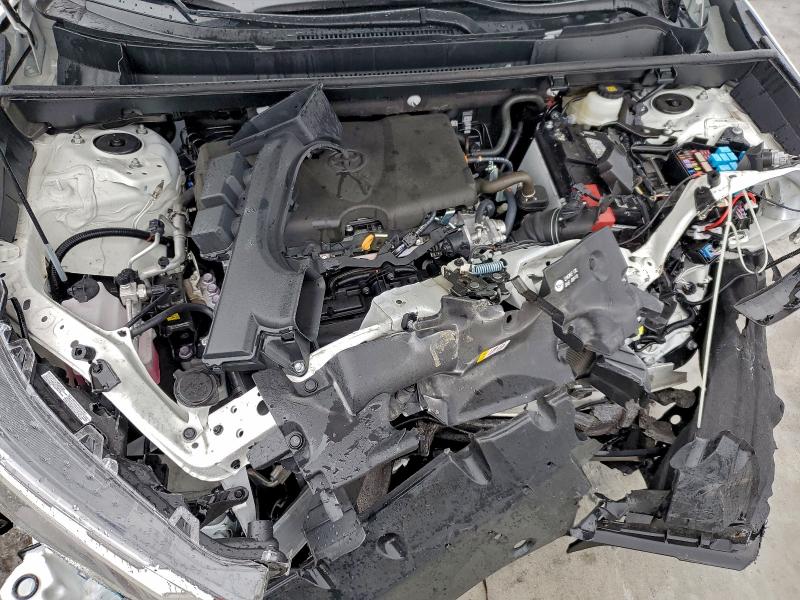 Фото 12 - TOYOTA RAV4