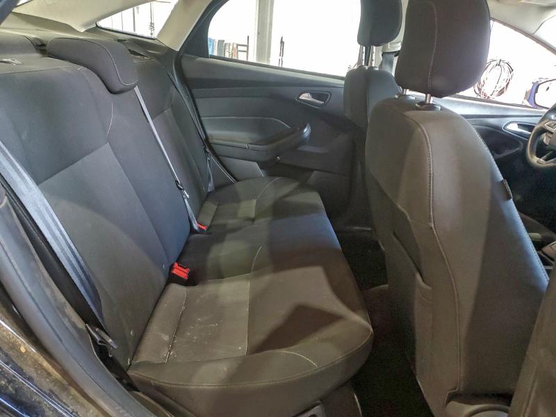 Фото 10 - FORD FOCUS