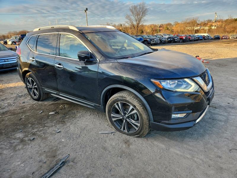 Фото 4 - NISSAN ROGUE