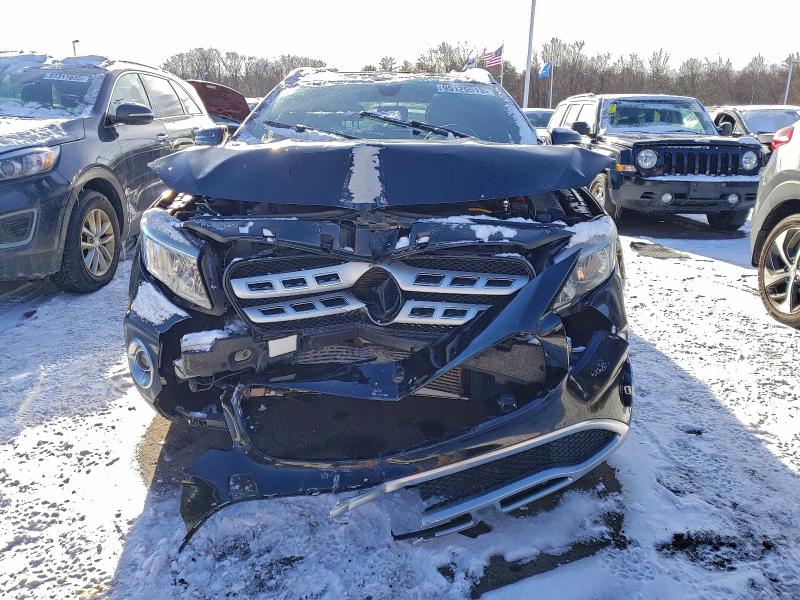 Фото 5 - MERCEDES-BENZ GLA-CLASS