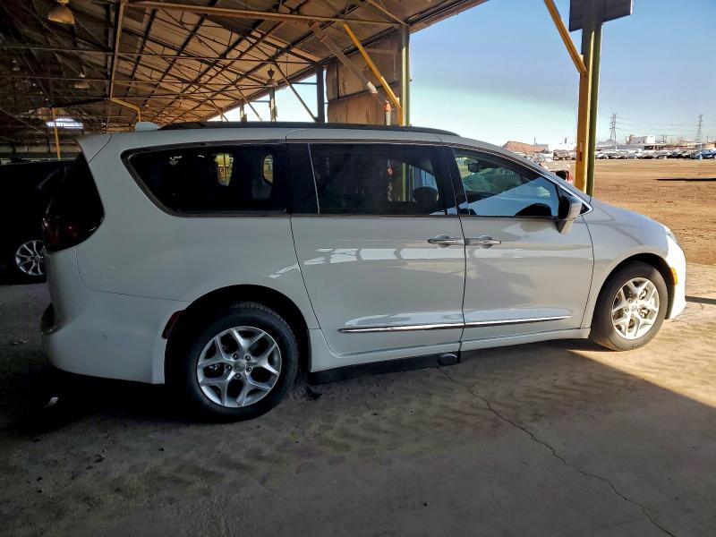 Фото 3 - CHRYSLER PACIFICA