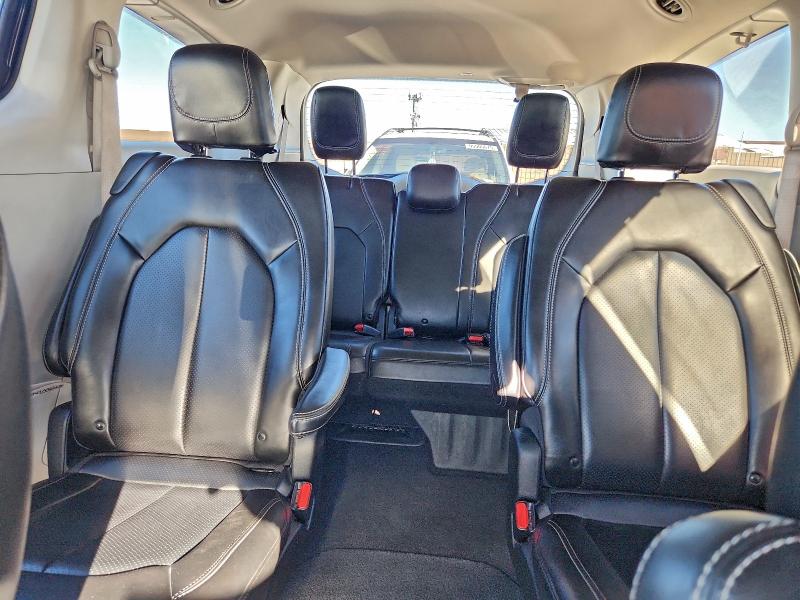 Фото 10 - CHRYSLER MINIVAN