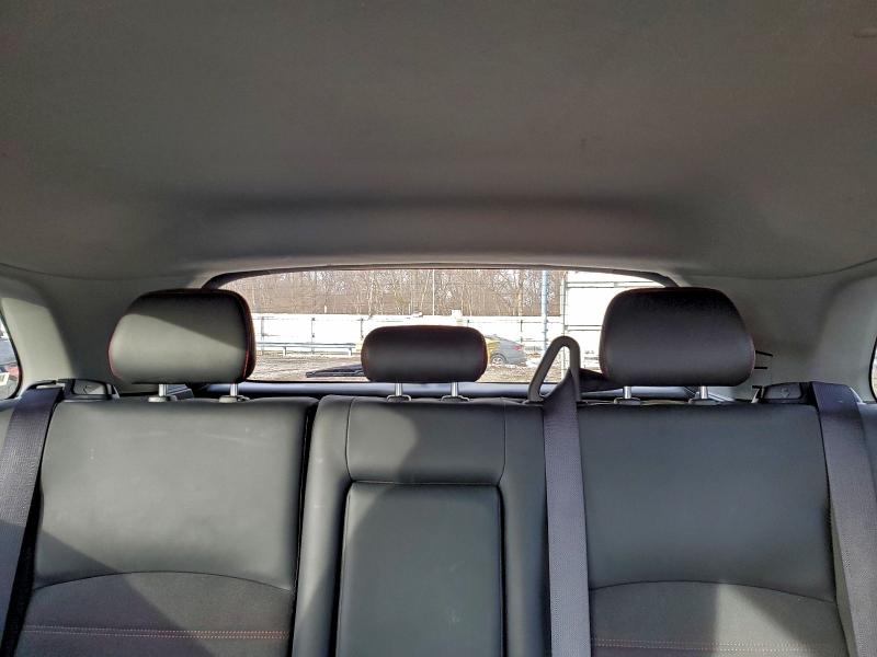 Фото 10 - MITSUBISHI OUTLANDER