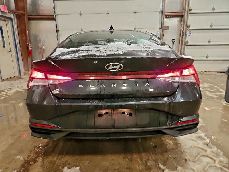 Фото 6 - HYUNDAI ELANTRA