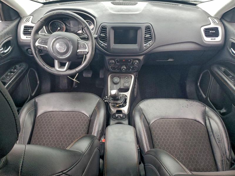 Фото 8 - JEEP COMPASS