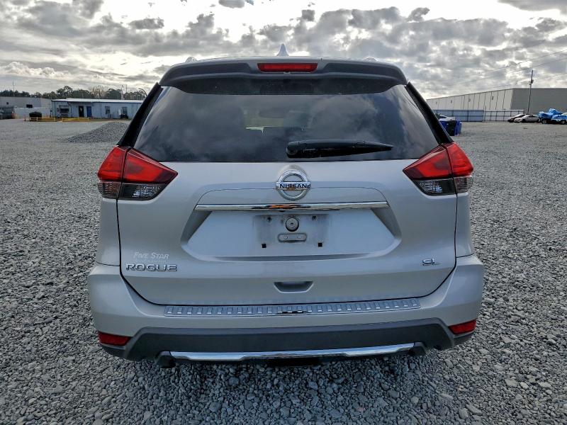 Фото 6 - NISSAN ROGUE