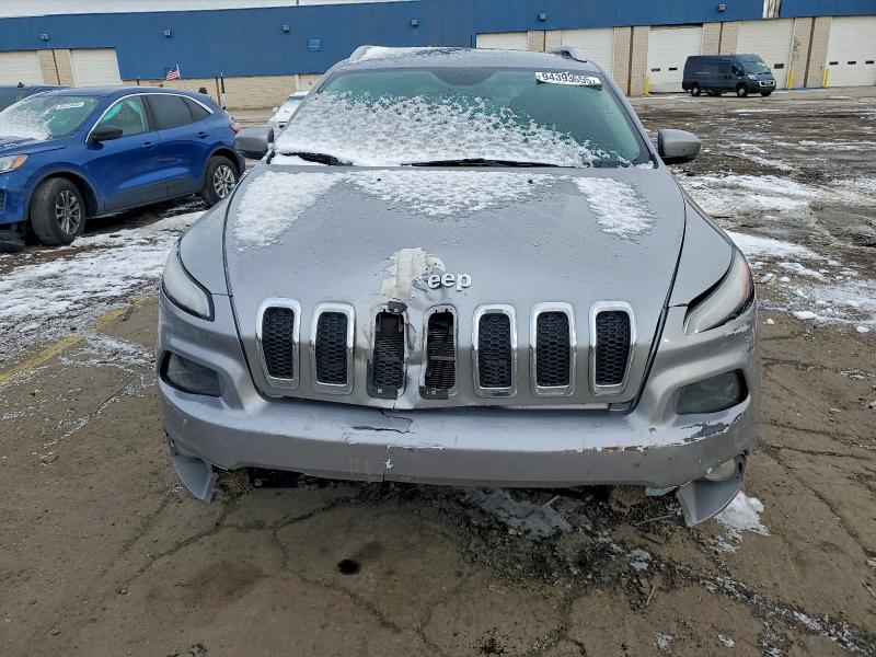 Фото 5 - JEEP GRAND CHER