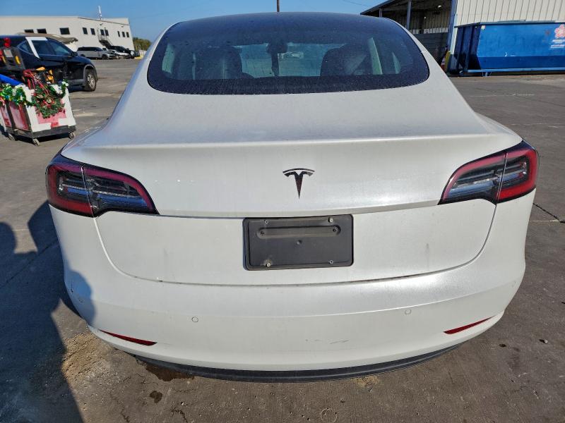 Фото 6 - TESLA MODEL 3