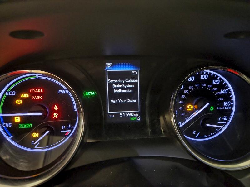 Фото 9 - TOYOTA CAMRY