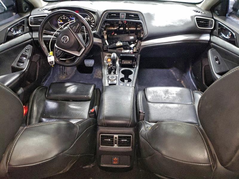 Фото 8 - NISSAN MAXIMA