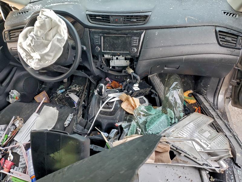 Фото 8 - NISSAN ROGUE