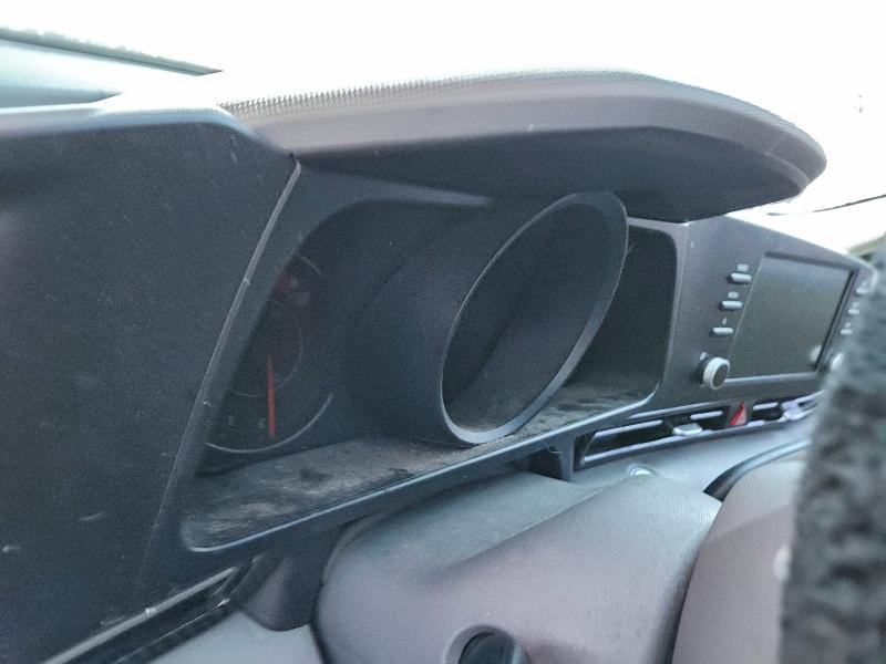 Фото 9 - HYUNDAI ELANTRA