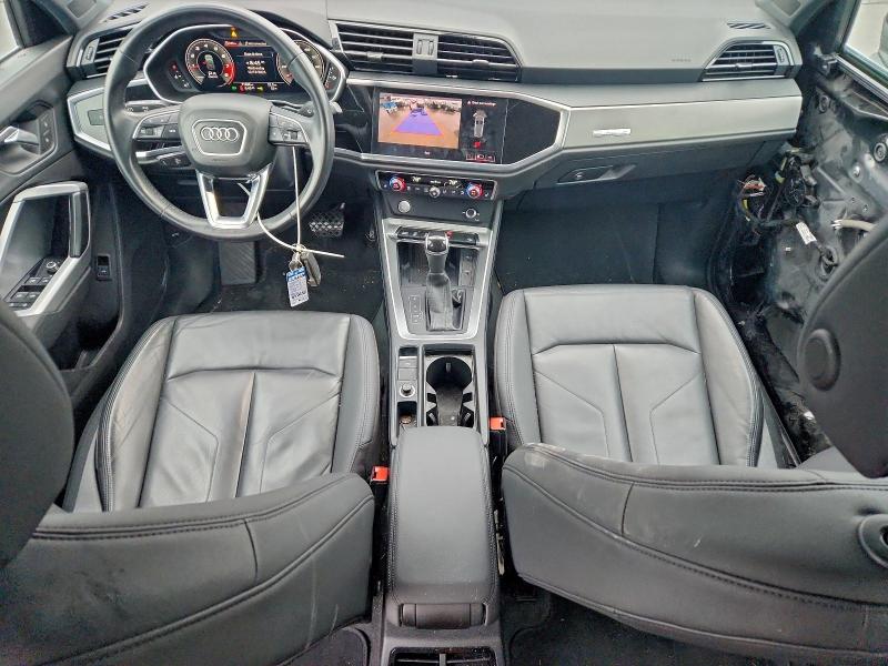 Фото 8 - AUDI Q3