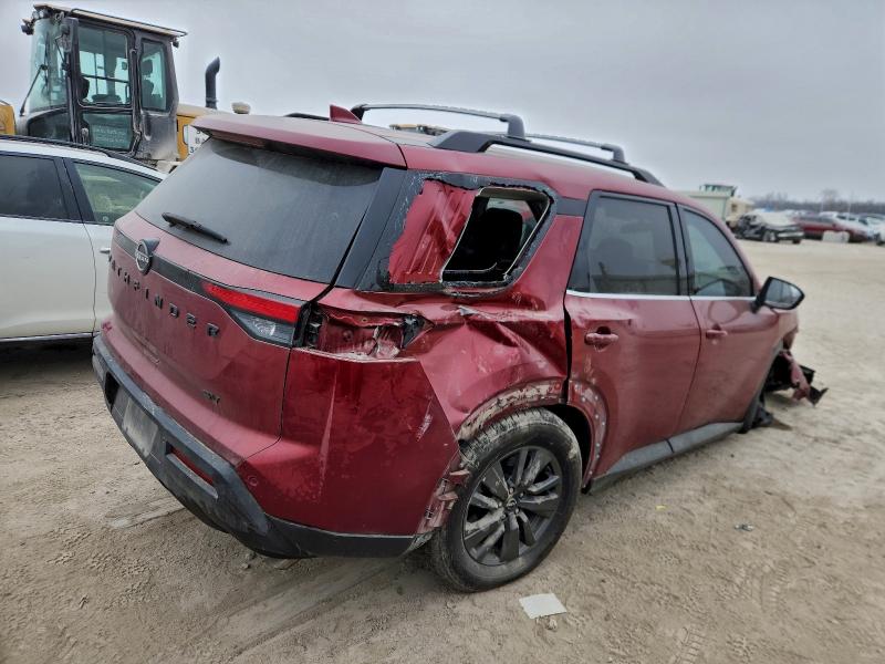 Фото 3 - NISSAN PATHFINDER