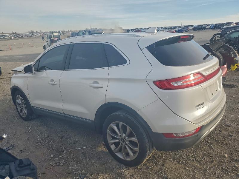 Фото 2 - LINCOLN MKC