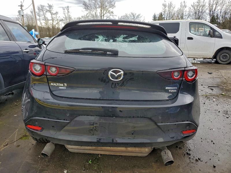 Фото 6 - MAZDA 3