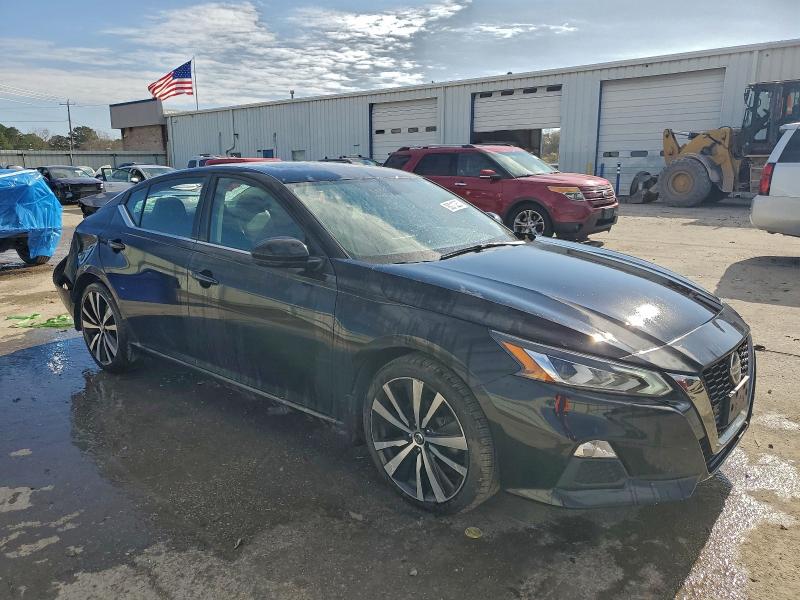 Фото 4 - NISSAN ALTIMA