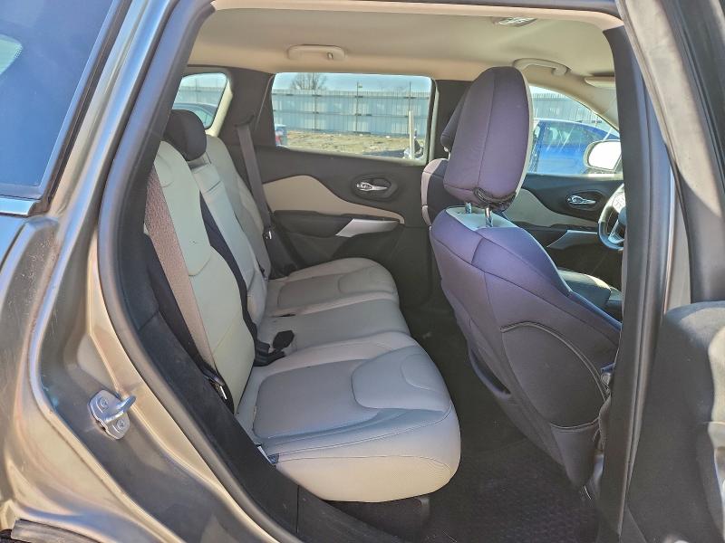 Фото 11 - JEEP GRAND CHER